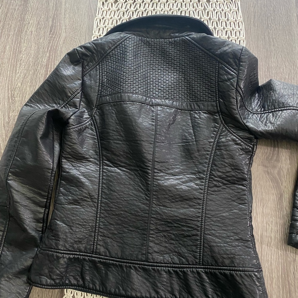 Guess vegan Leather biker jacket - Picture 7 of 7